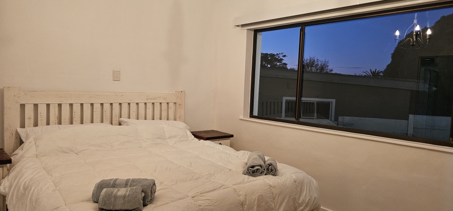 To Let 3 Bedroom Property for Rent in Middedorp Western Cape